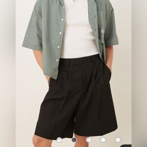 ASOS DESIGN smart bermuda shorts with front pleat in black W34